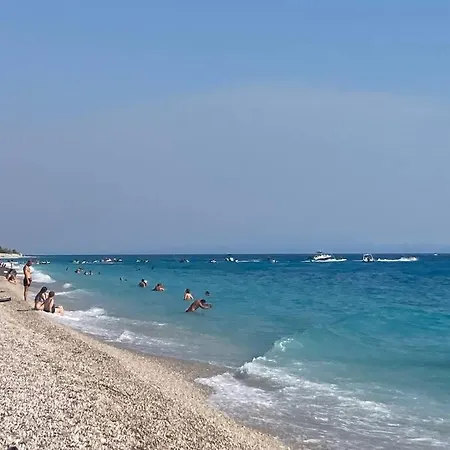 Amazing With Private Pool In Green Coast Villa Palasë