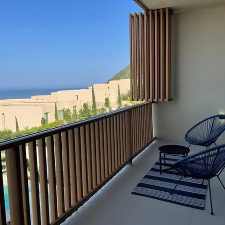 Amazing With Private Pool In Green Coast Villa Palasë